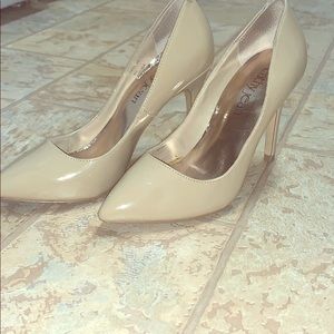 Nude Pumps size 5